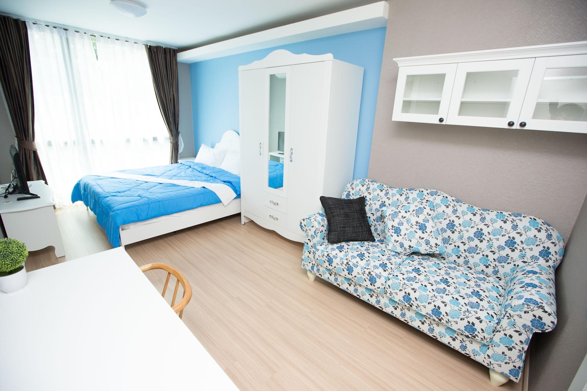 Like Sukhumvit 22 Aparthotel Bangkok Exterior photo