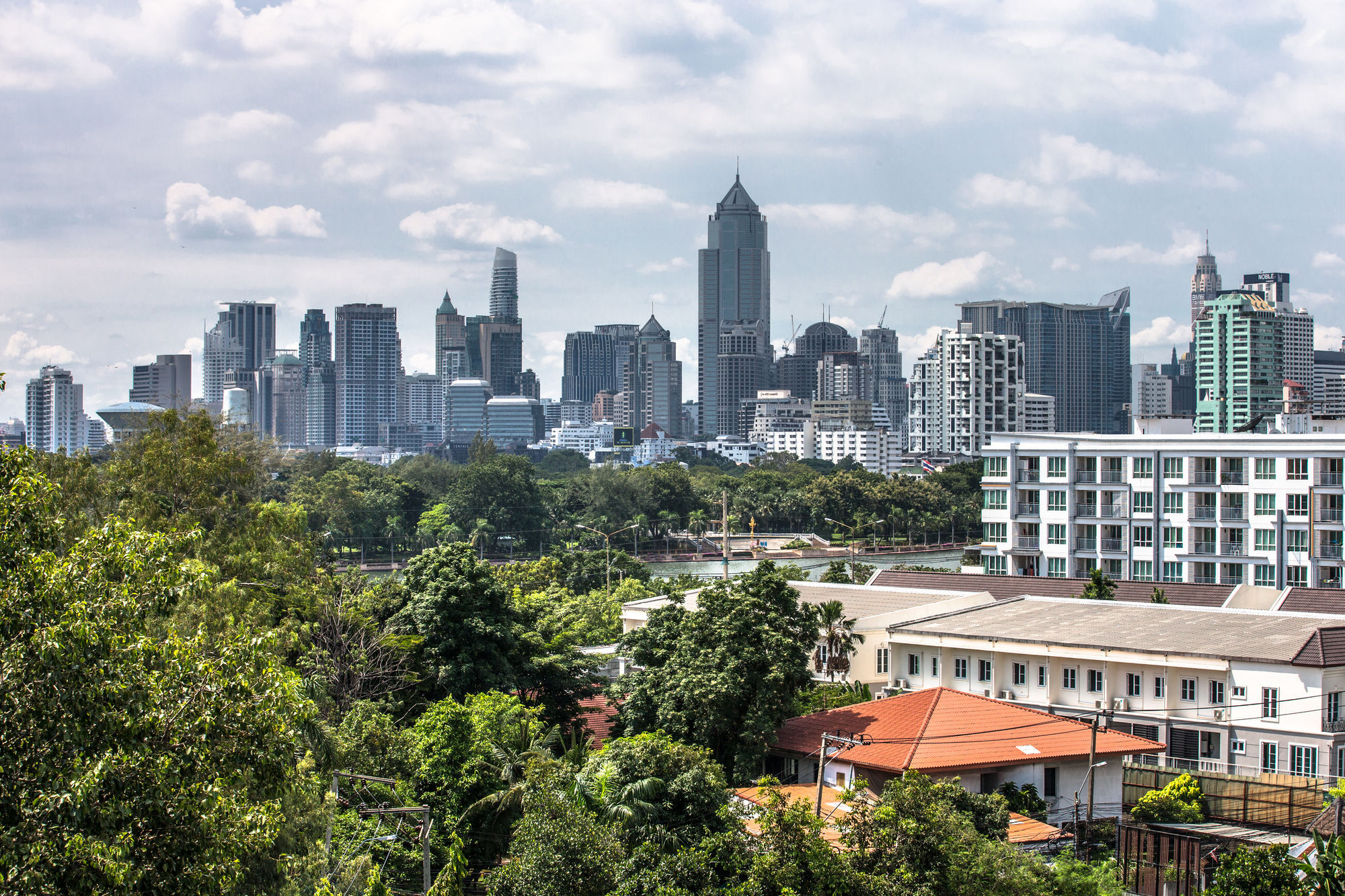Like Sukhumvit 22 Aparthotel Bangkok Exterior photo