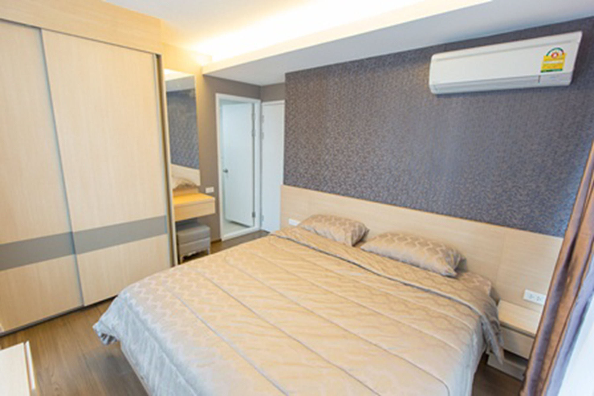 Like Sukhumvit 22 Aparthotel Bangkok Exterior photo